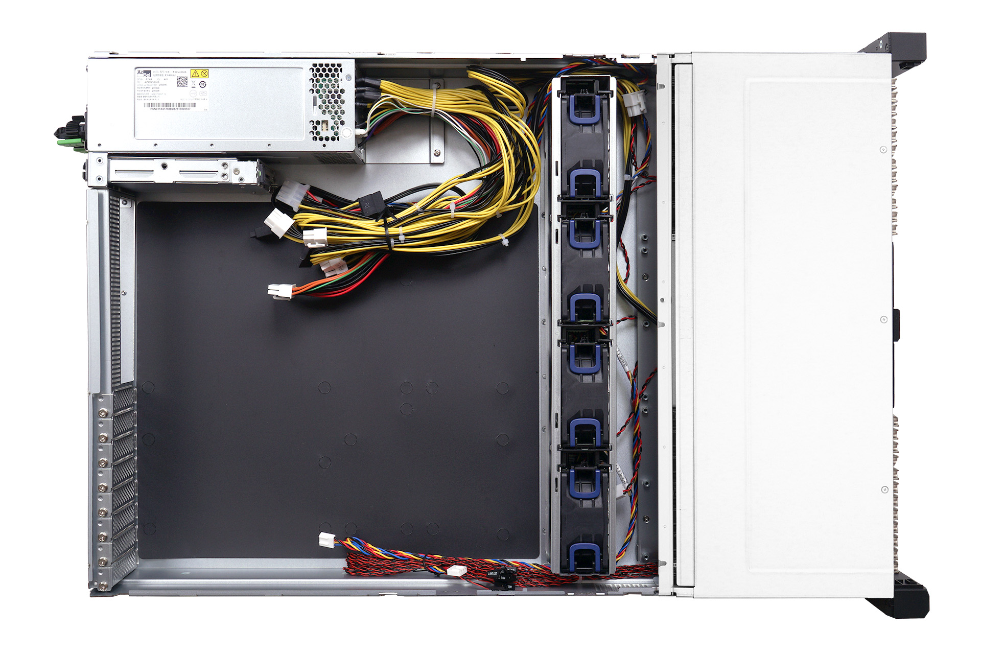 IW-RS224-E3 - server system assembly